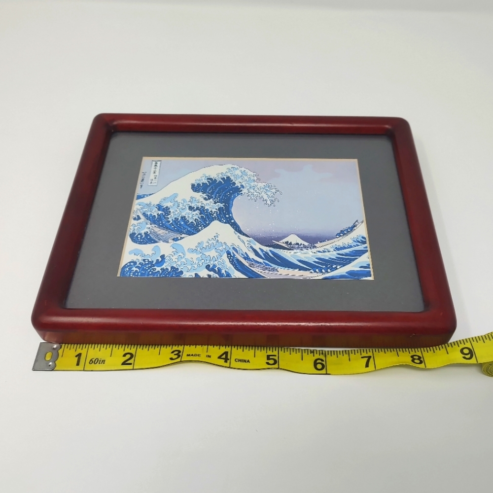 The Great Wave Photo In Frame - Picture 7 of 11